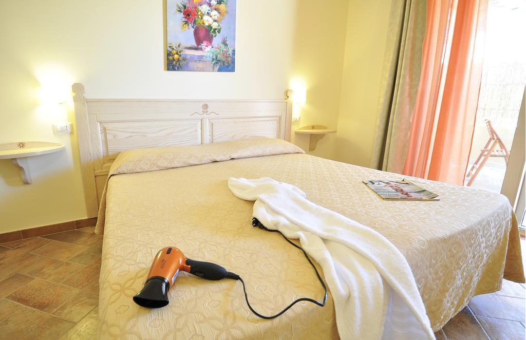 Affittacamere B&B La Villa Dei Graniti Villasimius Zimmer foto