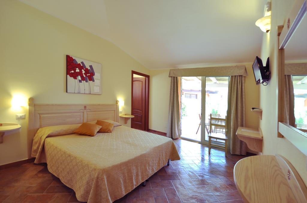 Affittacamere B&B La Villa Dei Graniti Villasimius Zimmer foto